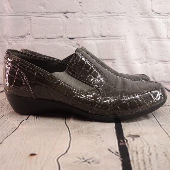 Clarks Women's Size 9M Brighton Slip On Loafer #502 - Picture 4 of 11